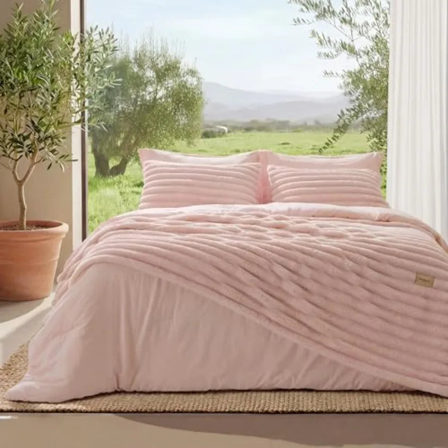 Gentlesoft 2-in-1 Comforter Set With Detachable Fluffy Blanket